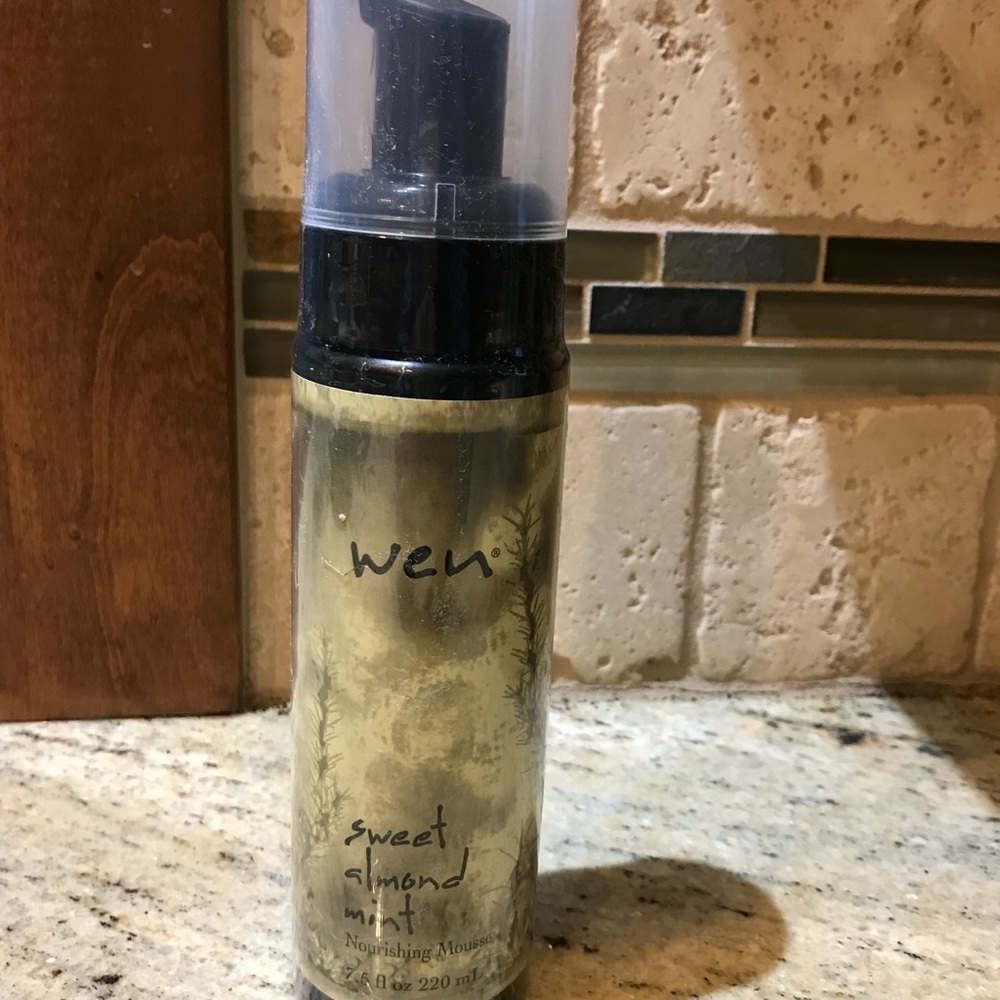 WEN Sweet Almond Mint Nourishing Mouse